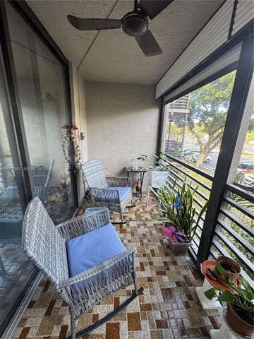 900 Colony Point Cir 218, Pembroke Pines, FL 33026