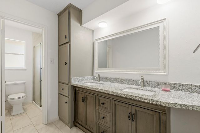 11810 Rowood Drive, Houston, TX 77070