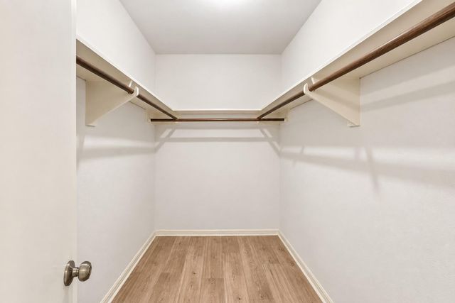 11810 Rowood Drive, Houston, TX 77070