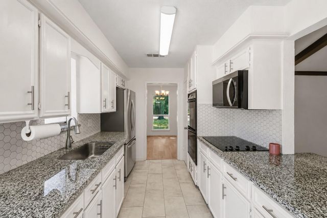 11810 Rowood Drive, Houston, TX 77070