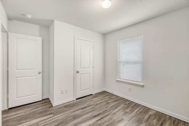1123 Division Street, Greenville, TX 75401