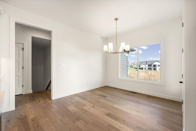 141 DONALD NEIL CT, Columbia, MO 65203