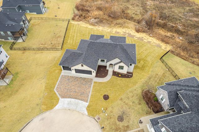 141 DONALD NEIL CT, Columbia, MO 65203