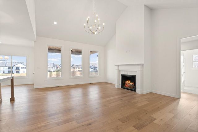 141 DONALD NEIL CT, Columbia, MO 65203