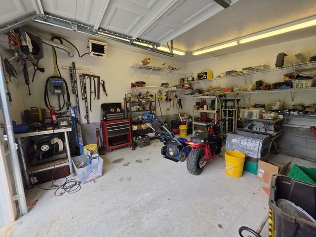 448 Osage Ln, Bradyville, TN 37026