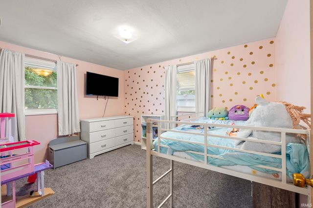 241 Tweedwood Drive, New Haven, IN 46774