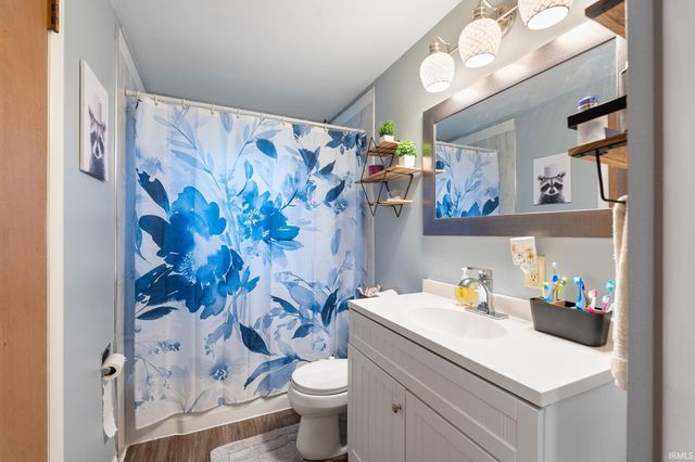 241 Tweedwood Drive, New Haven, IN 46774