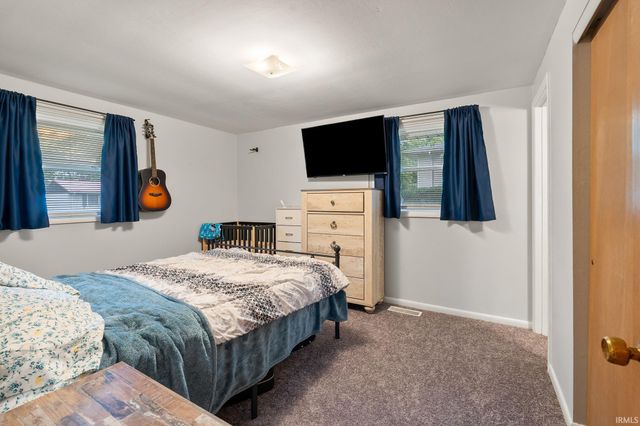 241 Tweedwood Drive, New Haven, IN 46774