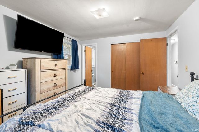 241 Tweedwood Drive, New Haven, IN 46774