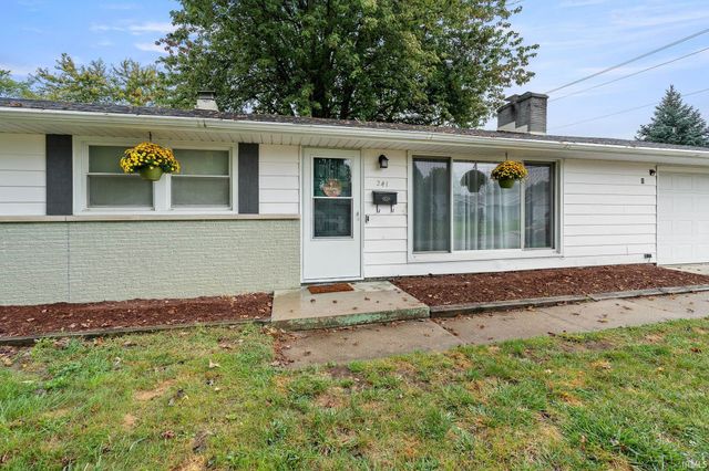 241 Tweedwood Drive, New Haven, IN 46774