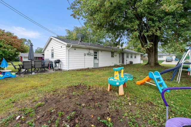 241 Tweedwood Drive, New Haven, IN 46774