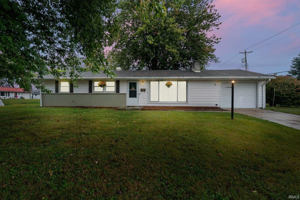 241 Tweedwood Drive, New Haven, IN 46774