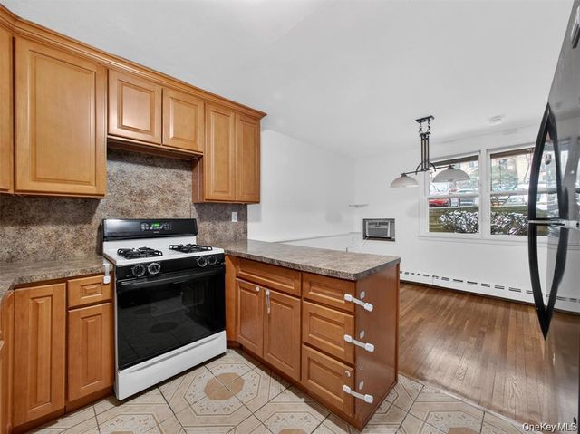 81 Kearsing Parkway A, Monsey, NY 10952