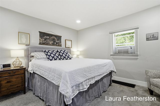 4948 Sturgis Avenue, Rockford, MI 49341