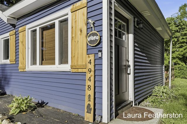 4948 Sturgis Avenue, Rockford, MI 49341