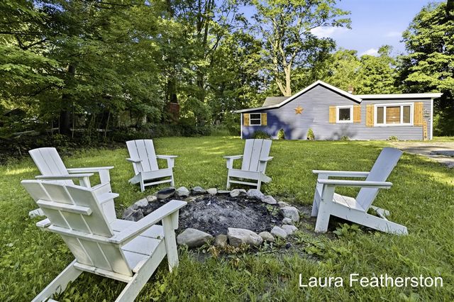 4948 Sturgis Avenue, Rockford, MI 49341