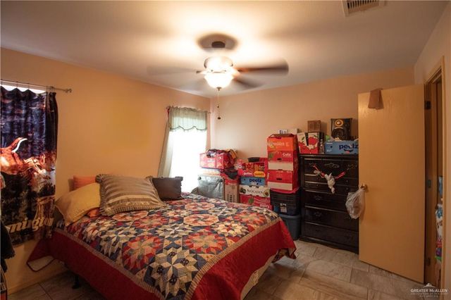 1007 E Solar Drive, Mission, TX 78574