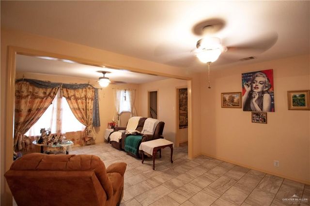 1007 E Solar Drive, Mission, TX 78574