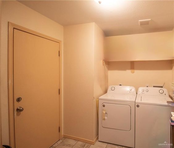 1007 E Solar Drive, Mission, TX 78574