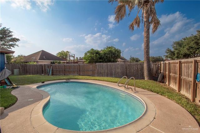 1007 E Solar Drive, Mission, TX 78574