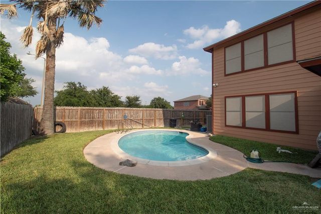 1007 E Solar Drive, Mission, TX 78574