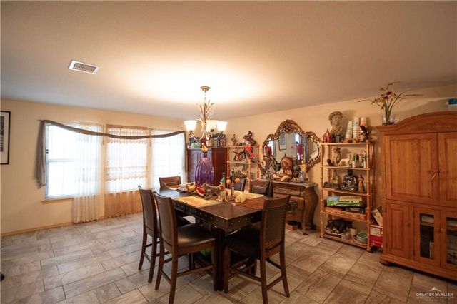 1007 E Solar Drive, Mission, TX 78574