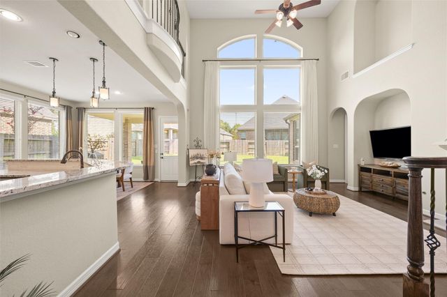 223 Reynosa Court, Pinehurst, TX 77362
