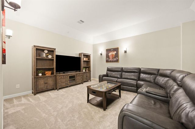 223 Reynosa Court, Pinehurst, TX 77362