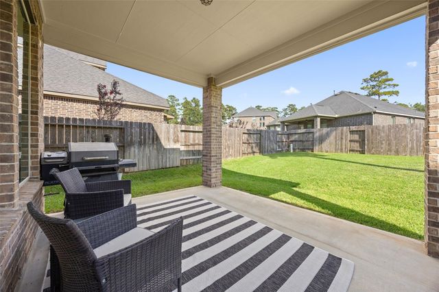223 Reynosa Court, Pinehurst, TX 77362