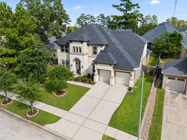 223 Reynosa Court, Pinehurst, TX 77362