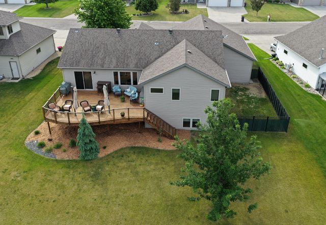 506 12th Street NE, Dilworth, MN 56529
