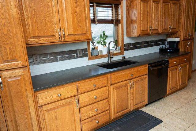 506 12th Street NE, Dilworth, MN 56529