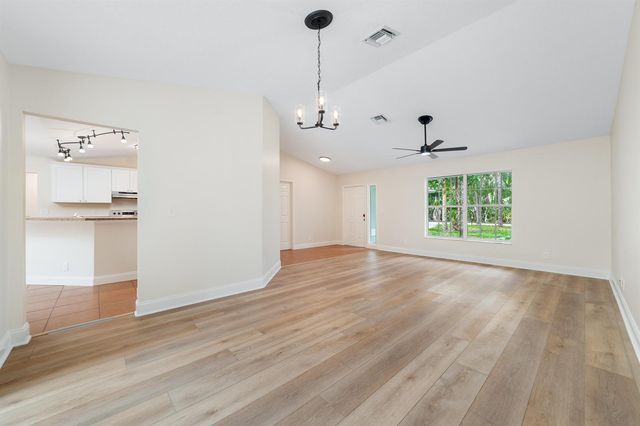 15359 97th Road N, West Palm Beach, FL 33412