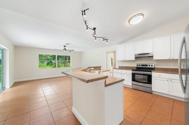 15359 97th Road N, West Palm Beach, FL 33412