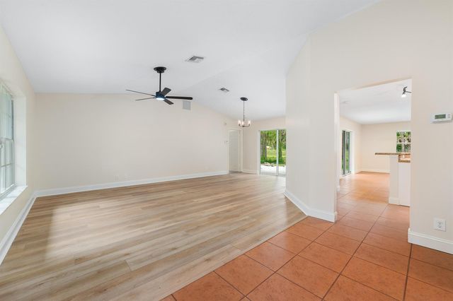 15359 97th Road N, West Palm Beach, FL 33412