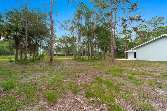 15359 97th Road N, West Palm Beach, FL 33412