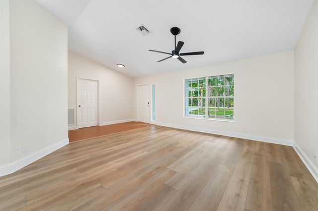 15359 97th Road N, West Palm Beach, FL 33412