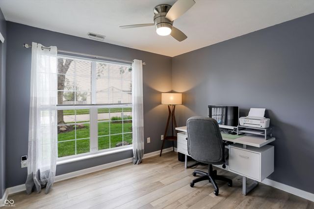 9658 Fireside Lane, Fishers, IN 46038