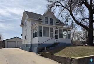 1409 E Rice St, Sioux Falls, SD 57103