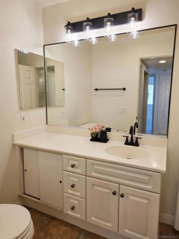 11850 Caminito Ronaldo 233, San Diego, CA 92128