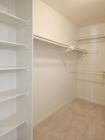 11850 Caminito Ronaldo 233, San Diego, CA 92128