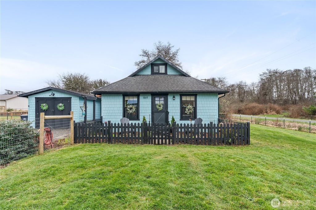 869 Schmid Road, Grayland, WA 98547