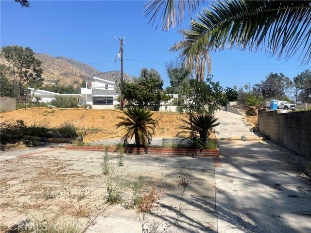 163 E Loma Alta Drive, Altadena, CA 91001