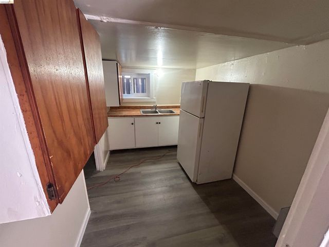 2606 E 20Th St, Oakland, CA 94601