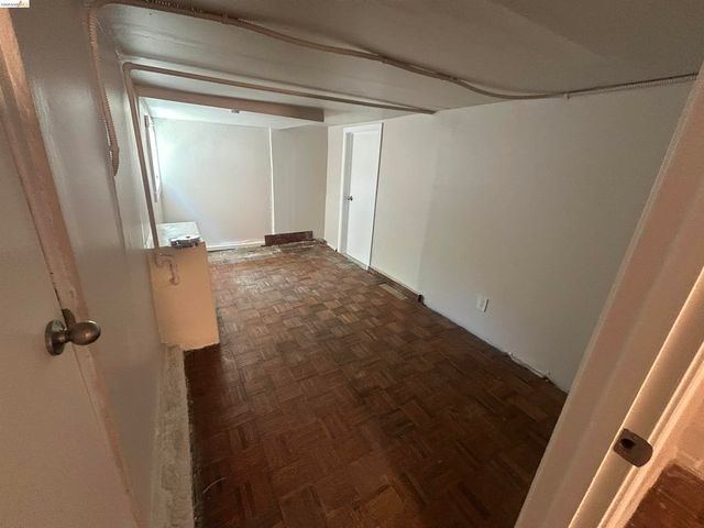 2606 E 20Th St, Oakland, CA 94601