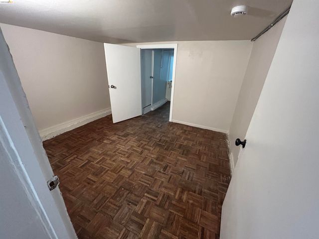 2606 E 20Th St, Oakland, CA 94601