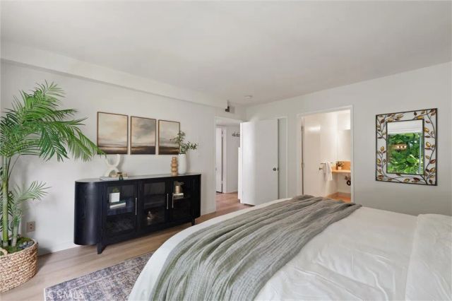 372 Carroll East 201, Long Beach, CA 90814