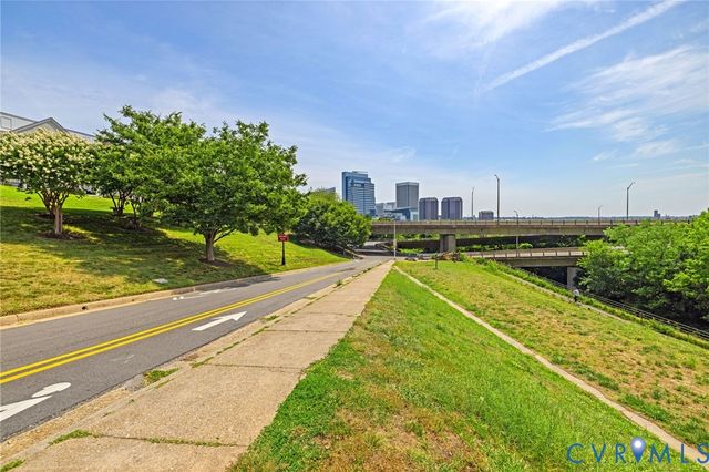 733 S Pine St, Richmond, VA 23220