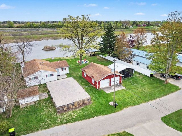 5495 Oakridge Drive, Beaverton, MI 48612