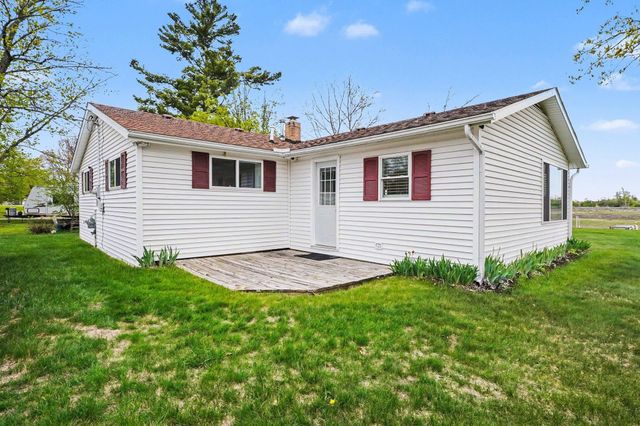 5495 Oakridge Drive, Beaverton, MI 48612